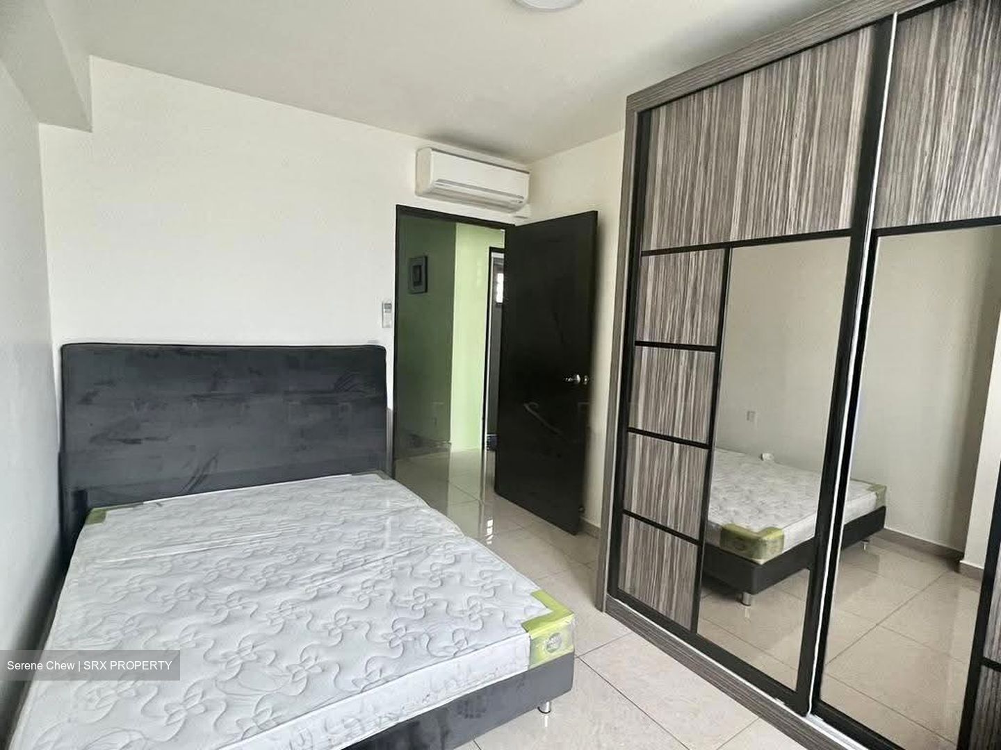 Blk 218B Boon Lay View (Jurong West), HDB 5 Rooms #635056521